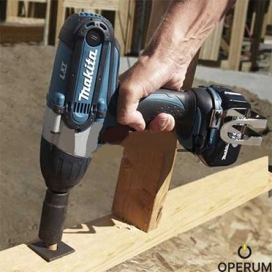 Гайковерт ударный аккумуляторный Makita DTW450RFJ(DTW450RFJ)