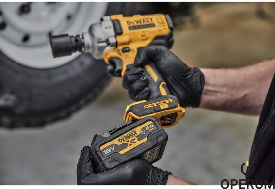 Гайкокрут ударний акумуляторний безщітковий DeWALT DCF891P2G