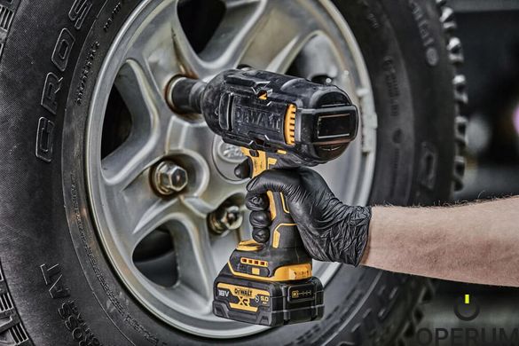 Гайкокрут ударний акумуляторний безщітковий DeWALT DCF900P2G