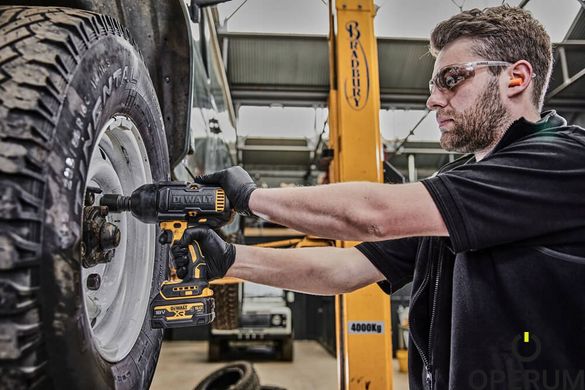 Гайкокрут ударний акумуляторний безщітковий DeWALT DCF900P2G