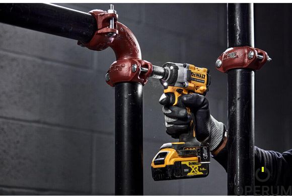 Гайкокрут ударний акумуляторний безщітковий DeWALT DCF921NT