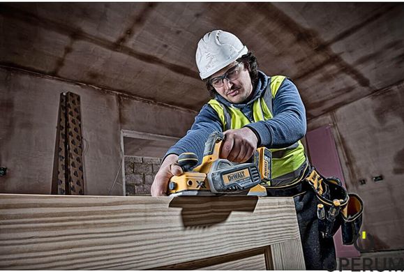 Рубанок акумуляторний безщітковий DeWALT DCP580N DCP580N фото